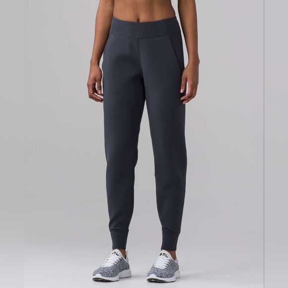 Lululemon Embrace the Space Pant 29” Size 4 - Picture 1 of 10